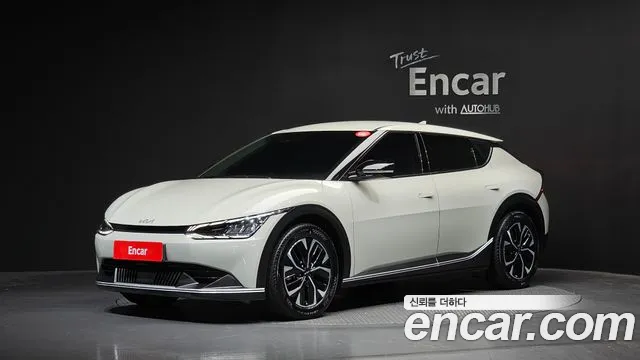 Kia EV6 2023 — photo 1