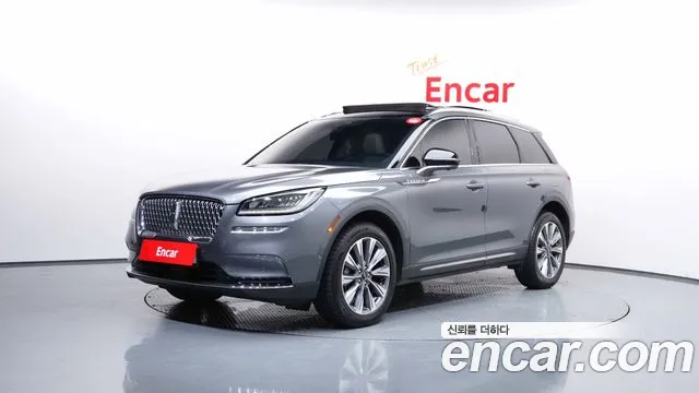 Lincoln Corsair 2022 — photo 1
