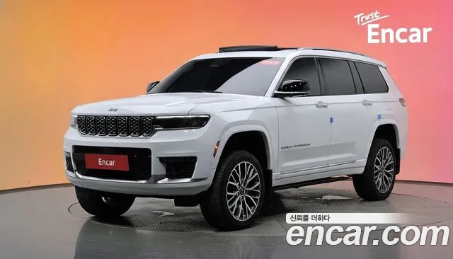 Jeep Cherokee 2023 — photo 1