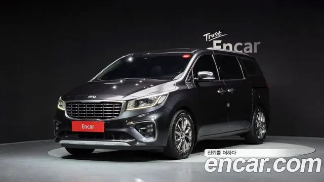 Kia Canival 2019 — photo 1