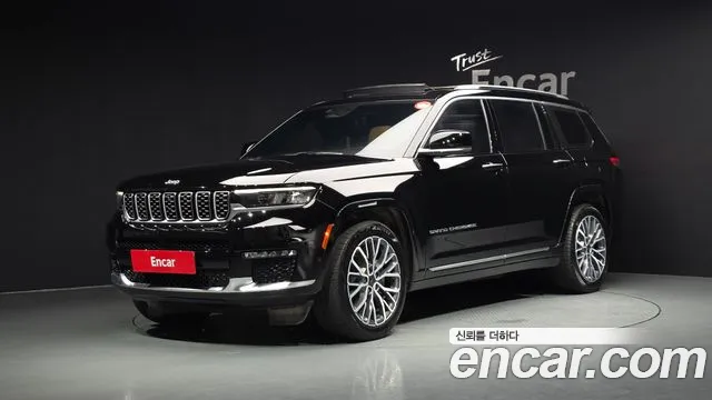 Jeep Cherokee 2023 — photo 1