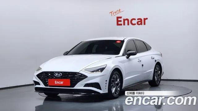 Hyundai Sonata 2022 — photo 1