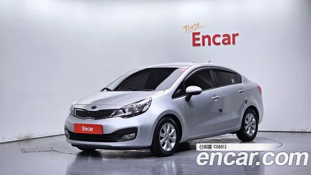 Kia pride 2012 — photo 1