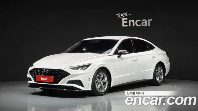 Hyundai Sonata 2022 — photo 1
