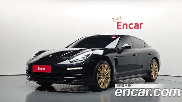 Porsche Panamera 2016 — photo 1