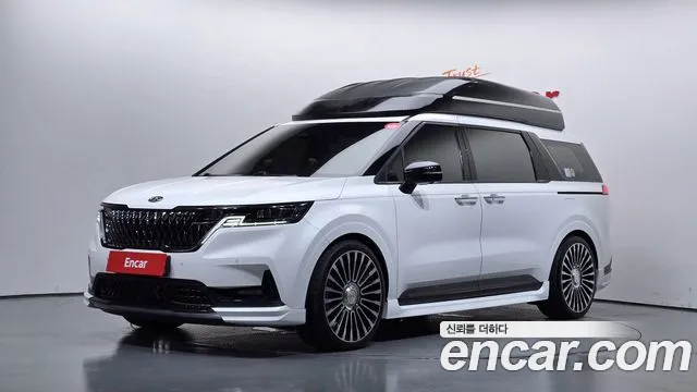 Kia Canival 2021 — photo 1