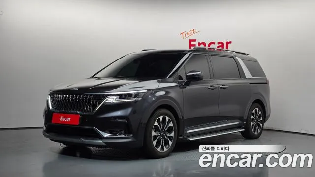 Kia Canival 2021 — photo 1