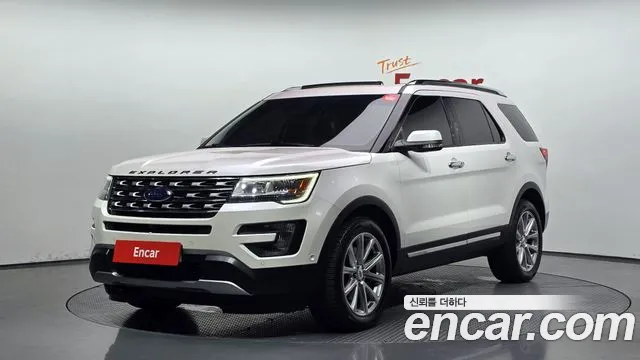 Ford Explorer 2016 — photo 1