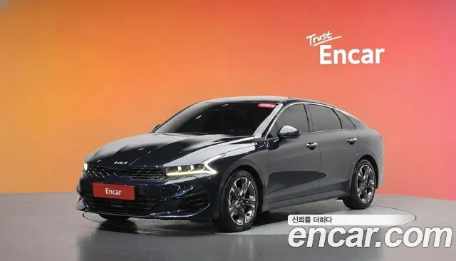 Kia K5 2023 — photo 1