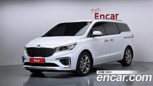 Kia Canival 2020 — photo 1
