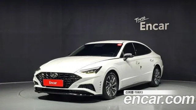 Hyundai Sonata 2022 — photo 1