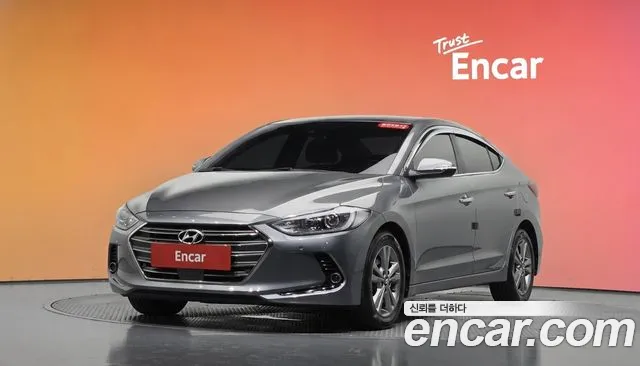 Hyundai AVANTE 2018 — photo 1