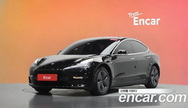 Tesla Model 3 2020 — photo 1