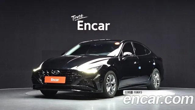 Hyundai Sonata 2022 — photo 1