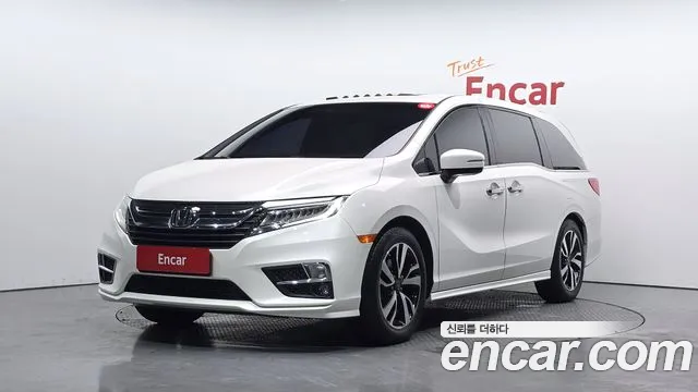 Honda Odyssey 2019 — photo 1