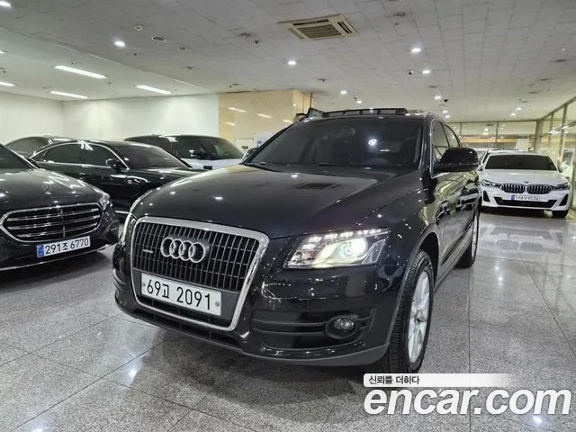 Audi Q5 2011 — photo 1