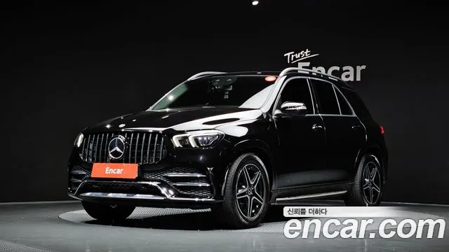 Mercedes-Benz GLE-Class 2019 — photo 1