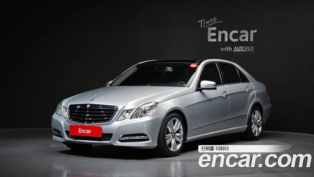 Mercedes-Benz E-Class 2011 — photo 1