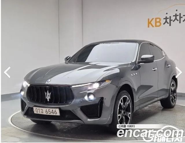 Maserati Levante 2017 — photo 1