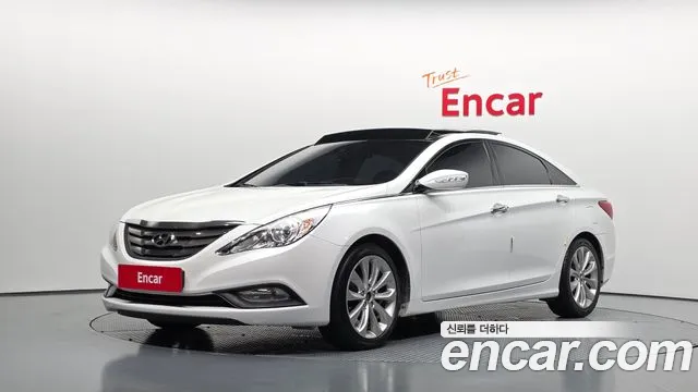 Hyundai Sonata 2010 — photo 1