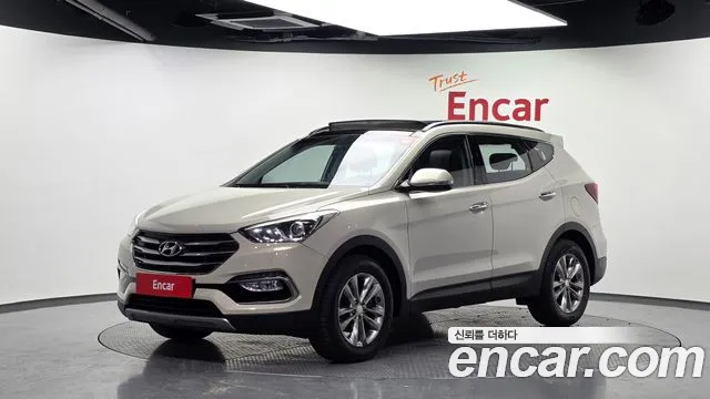 Hyundai Santafe 2016 — photo 1