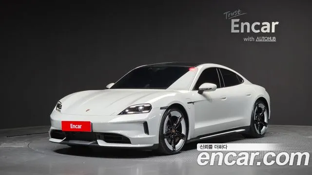 Porsche Taycan 2025 — photo 1