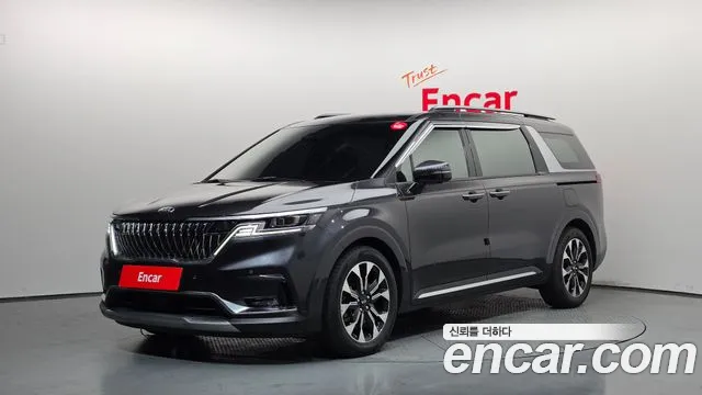 Kia Canival 2021 — photo 1