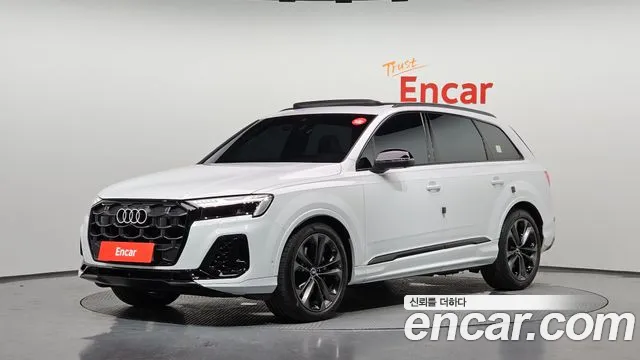 Audi Q7 2025 — photo 1