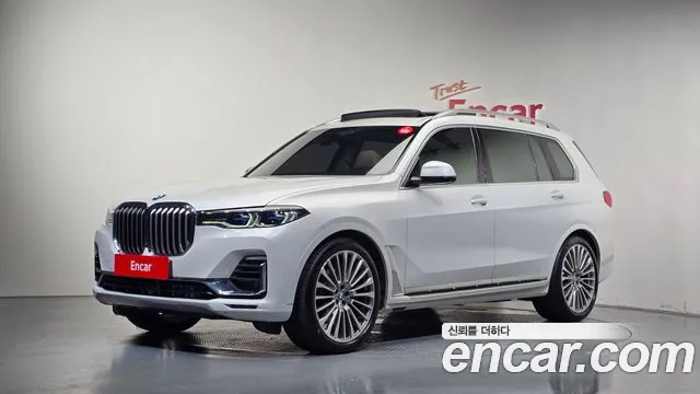BMW X7 2022 — photo 1