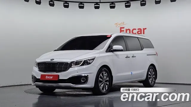 Kia Canival 2016 — photo 1