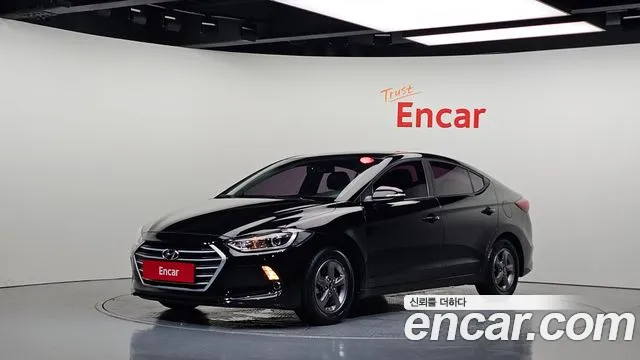Hyundai AVANTE 2018 — photo 1