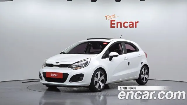 Kia pride 2012 — photo 1