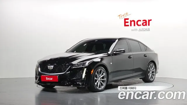 Cadillac CT5 2021 — photo 1