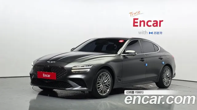 Genesis G70 2023 — photo 1