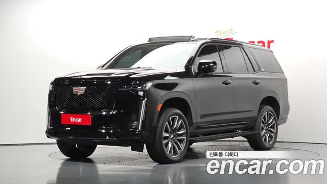 Cadillac Escalade 2022 — photo 1