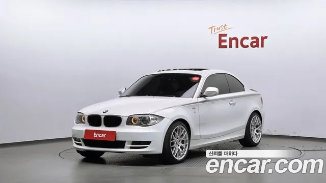 BMW 1-Series 2011 — photo 1