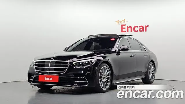 Mercedes-Benz S-Class 2023 — photo 1