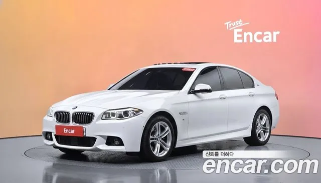 BMW 5-Series 2016 — photo 1