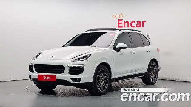 Porsche Cayenne 2017 — photo 1