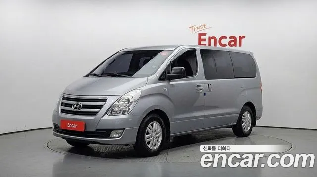 Hyundai Starex 2016 — photo 1