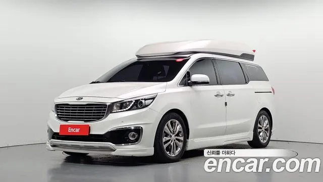 Kia Canival 2016 — photo 1
