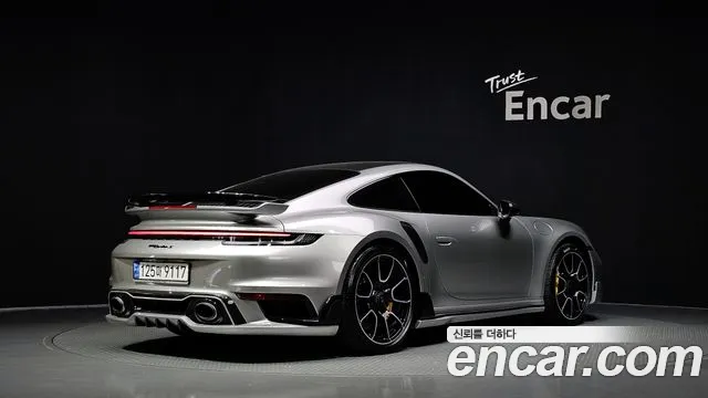 Porsche 911 2023 — photo 1