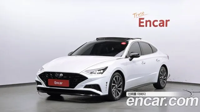 Hyundai Sonata 2022 — photo 1