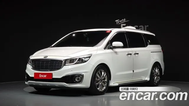 Kia Canival 2015 — photo 1