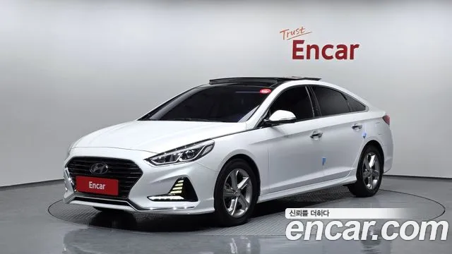 Hyundai Sonata 2018 — photo 1