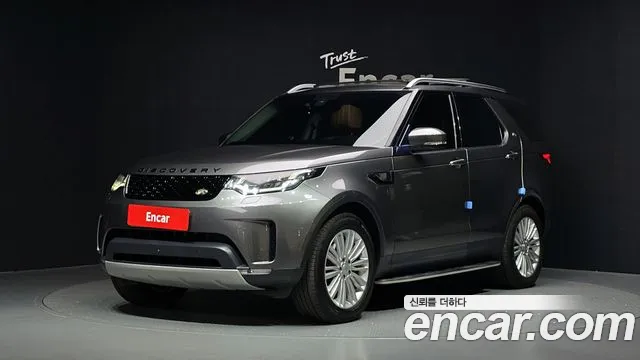 Land Rover Discovery 2018 — photo 1