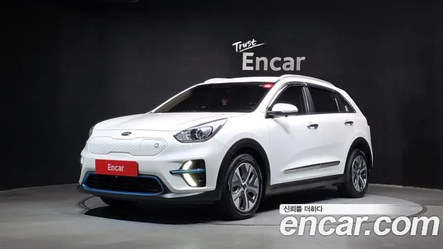 Kia Niro 2021 — photo 1