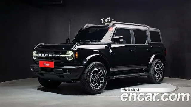 Ford Bronco 2023 — photo 1