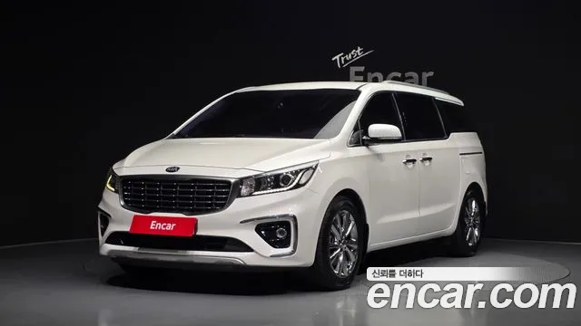Kia Canival 2019 — photo 1