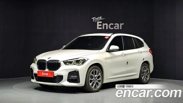 BMW X1 2022 — photo 1